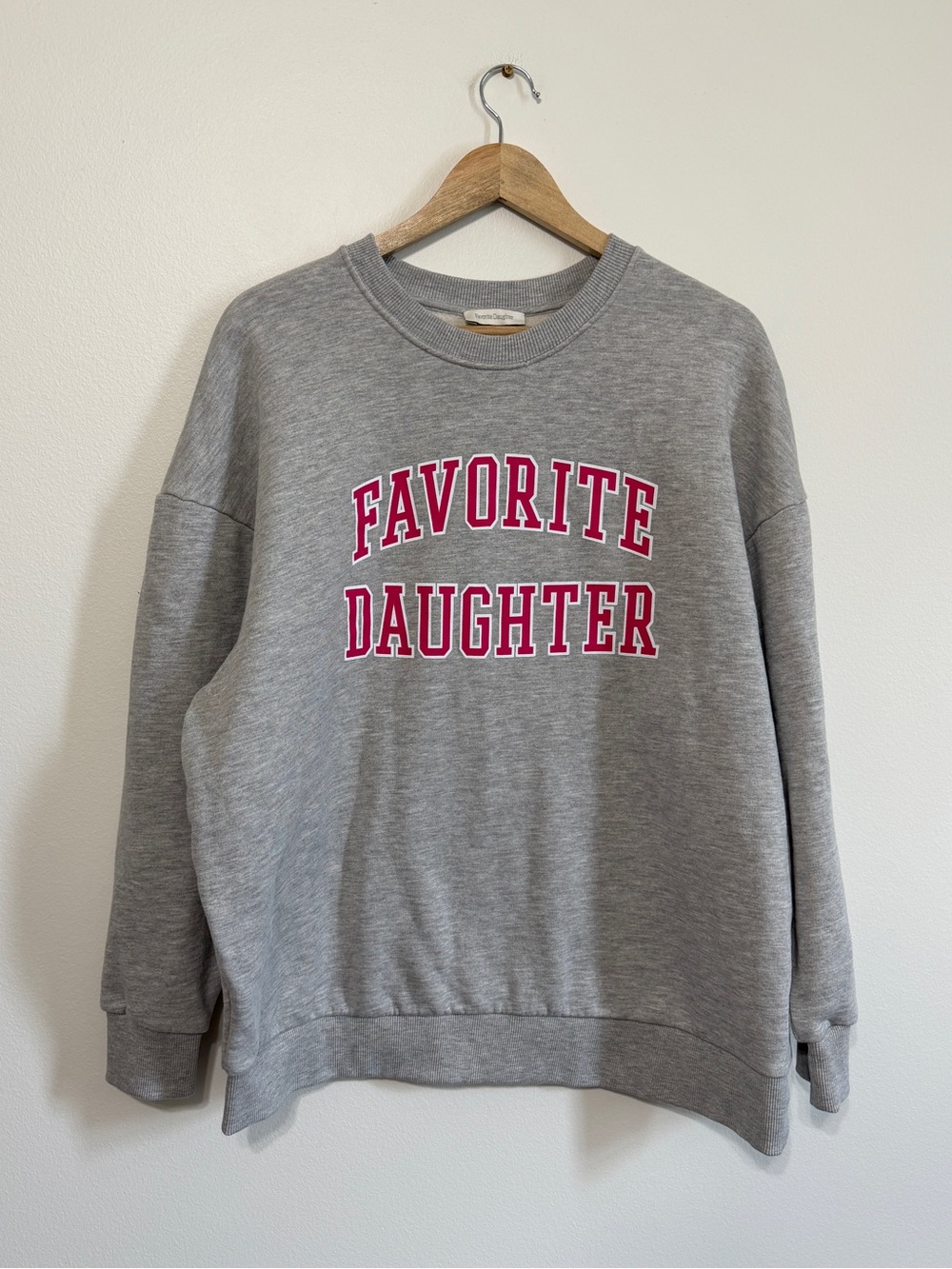 Favorite Daughter Crewneck Sweatshirt Size Large Gray Pink Pullover NWOT - Picture 2 of 8